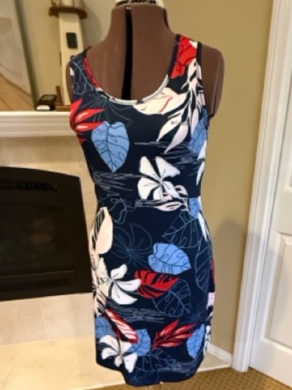 Columbia Navy Floral Sleeveless Mesh Back Travel Dress Size M